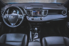 Toyota-RAV4-против-Kia-Sportage-14
