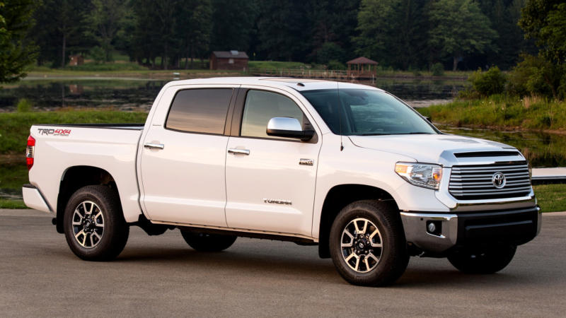 Toyota Tundra второго поколения